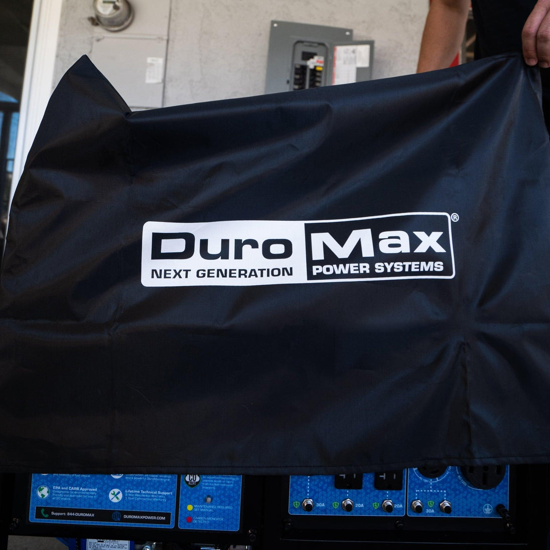 DuroMax XPLGC Large Weather Resistant Dust Guard Portable Generator Cover - ShopHubDepot